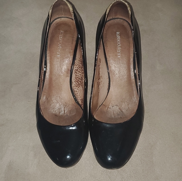 Roberto Vianni patent black leather pumps - Picture 6 of 10